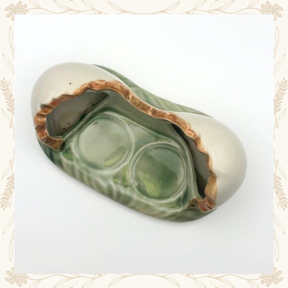 Vintage Ceramic Hatching Chicks Salt & Pepper Shaker Set – Springtime Farmhouse - Picture 4 of 6